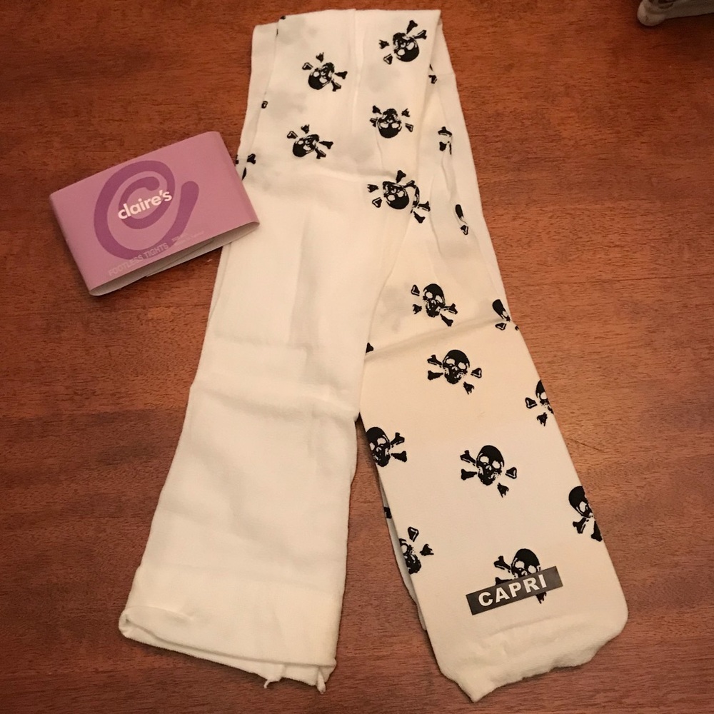 Claire’s Capri footless tights